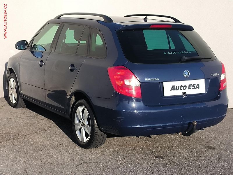 Škoda Fabia (2014) 1.2 TSi, 2.maj,ČR, Ambition - fotka 6 z 15