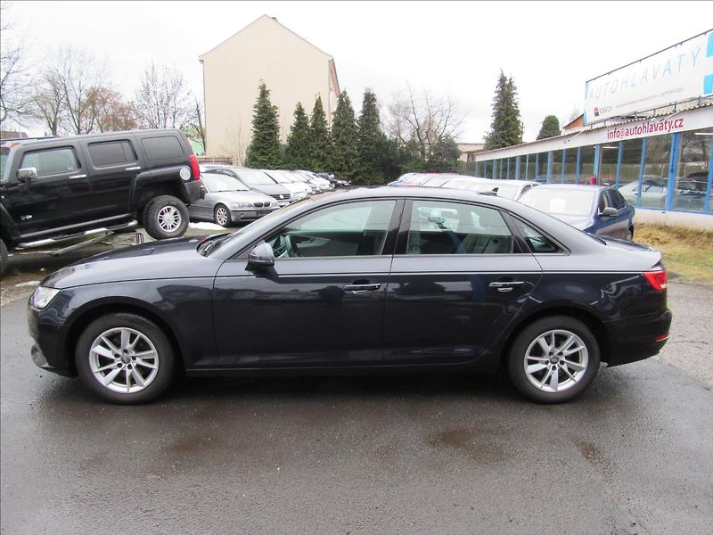 Audi A4 2,0 TDI 110kW Sedan - fotka 7 z 34