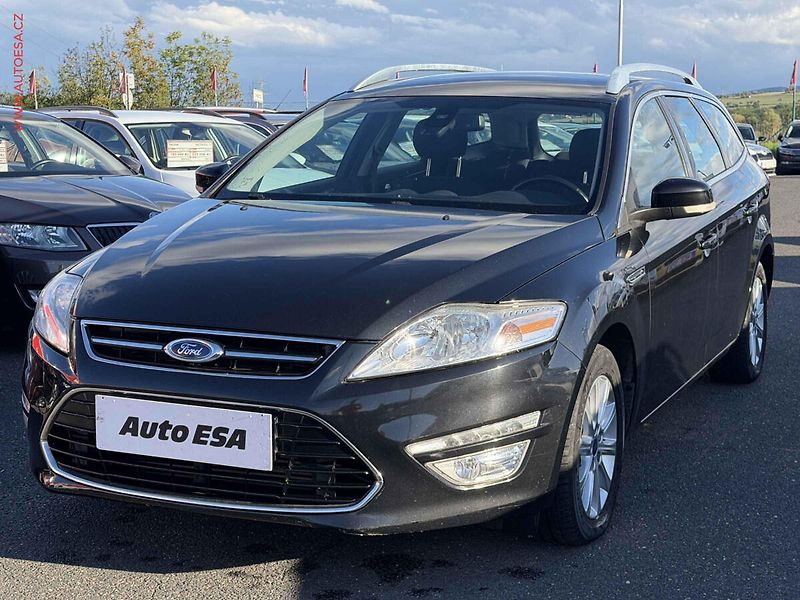 Ford Mondeo (2011) 2.0 TDCi, Titanium - fotka 3 z 16