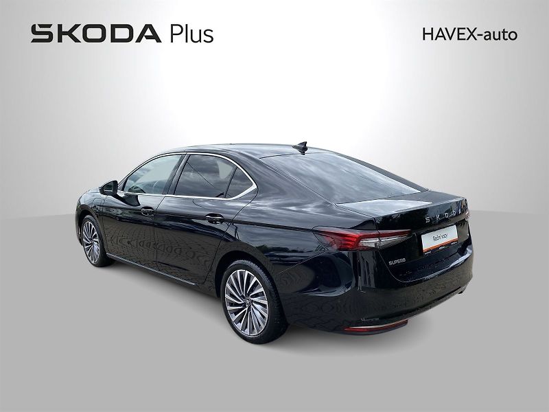 Škoda Superb (2025) 1.5 TSI iV DSG L&K - fotka 35 z 36