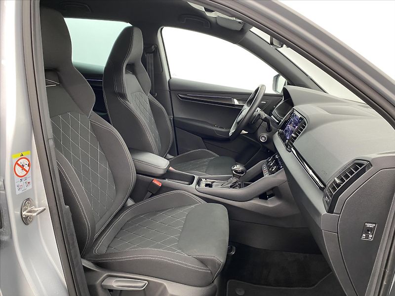 Škoda Karoq 2,0 TDI 110kW DSG SportLine - fotka 8 z 28