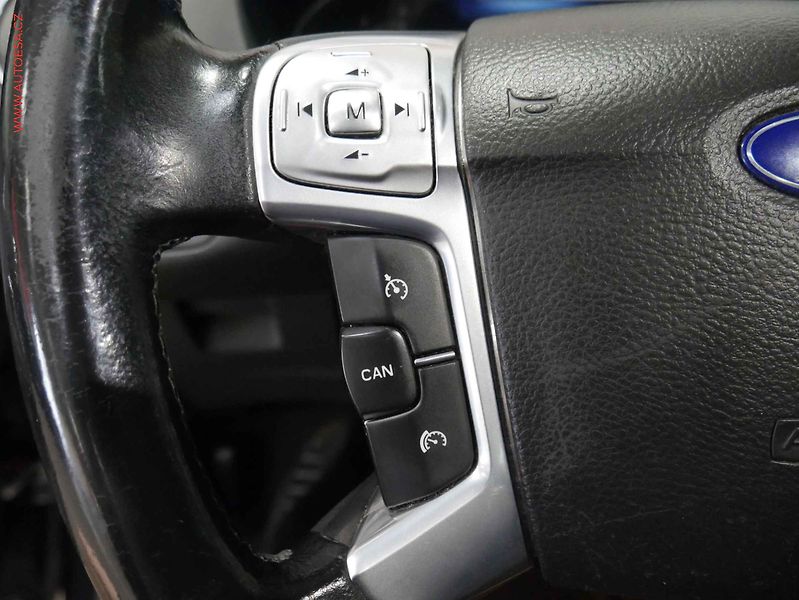Ford Mondeo (2013) 2.0 TDCI, AT, Klima - fotka 12 z 18