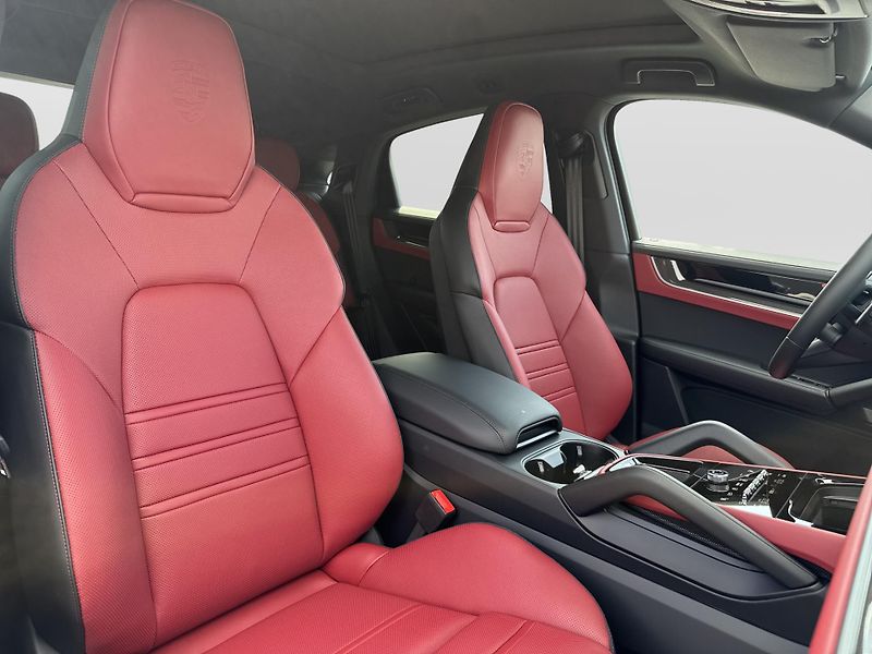 Porsche Cayenne E-Hybrid Coupé - fotka 16 z 30