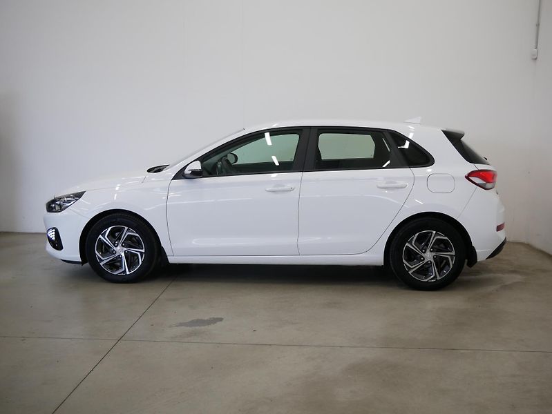 Hyundai i30 - fotka 3 z 26