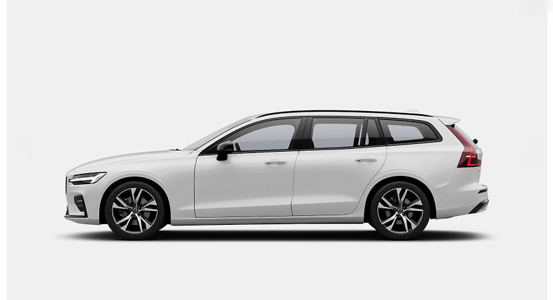 Volvo V60 (2026) B4 PLUS DARK AUT - fotka 12 z 16