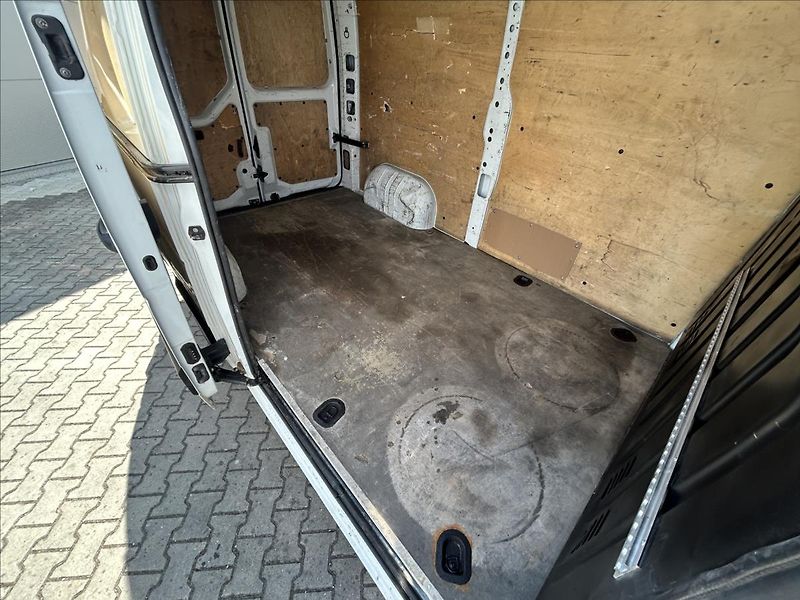 Opel Movano 2,3   CDTi,L2H2,KLIMA,1.MAJITE - fotka 15 z 16