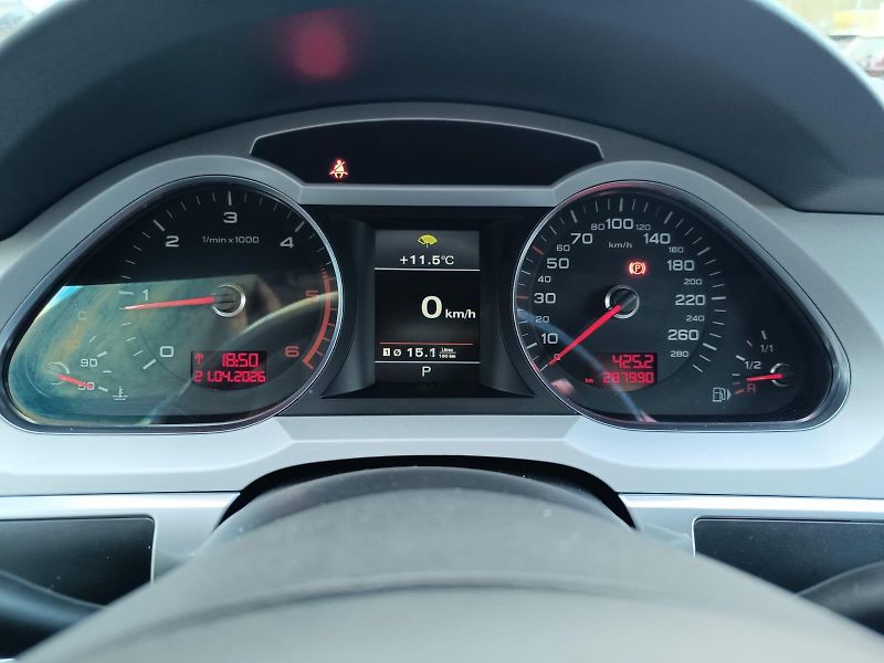 Audi A6 AVANT 3.0TDI/176kW, QUATTRO - fotka 15 z 25