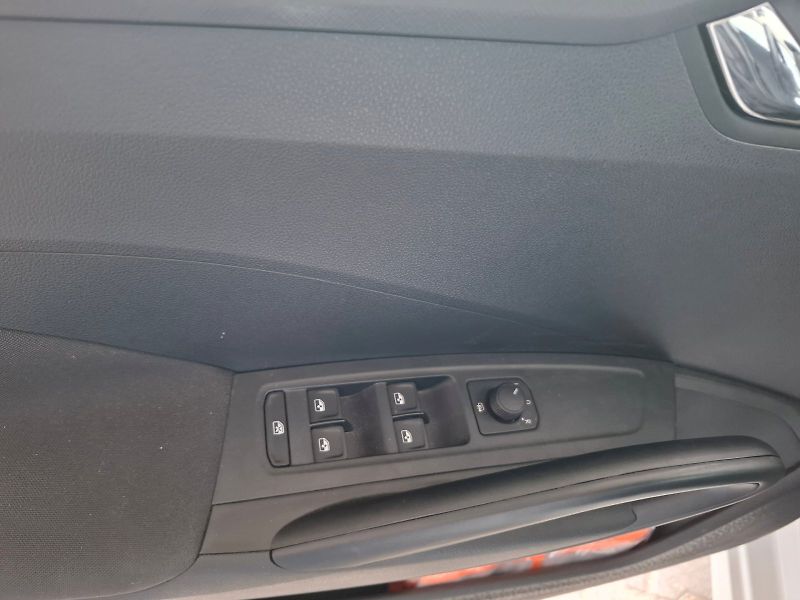 Škoda Fabia (2025) SELECTION TS 70/1.0 M5F - fotka 12 z 29
