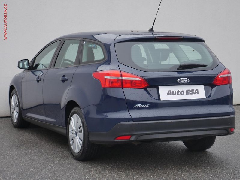 Ford Focus (2016) 1.5TDCi, ČR, AC, navi - fotka 6 z 18