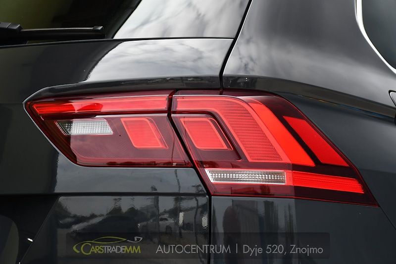 Volkswagen Tiguan 2.0TDi DSG NAVI TAŽNÉ ČR 1.M - fotka 53 z 53