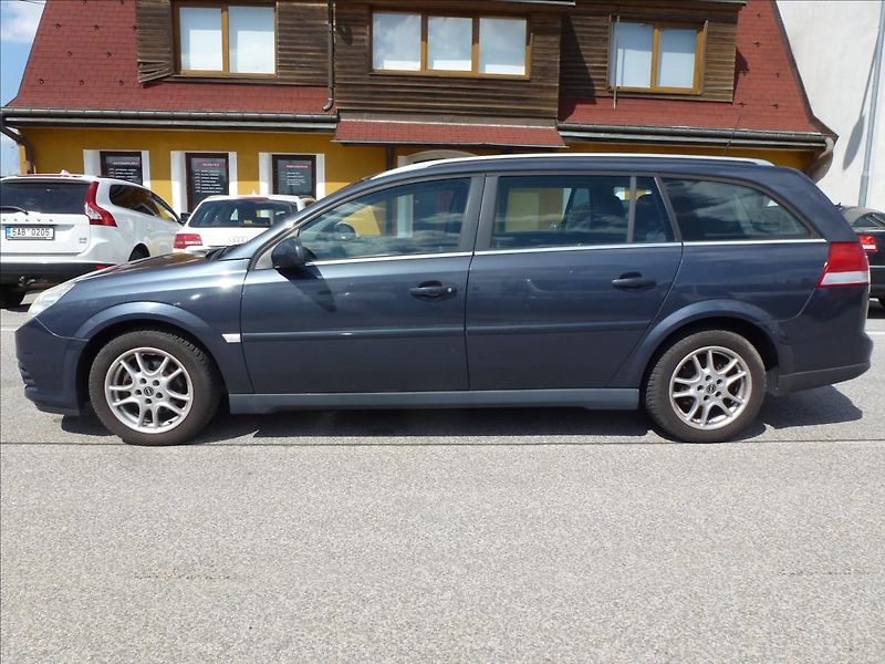 Opel Vectra 1,9 CDTi Wagon Station - fotka 12 z 44