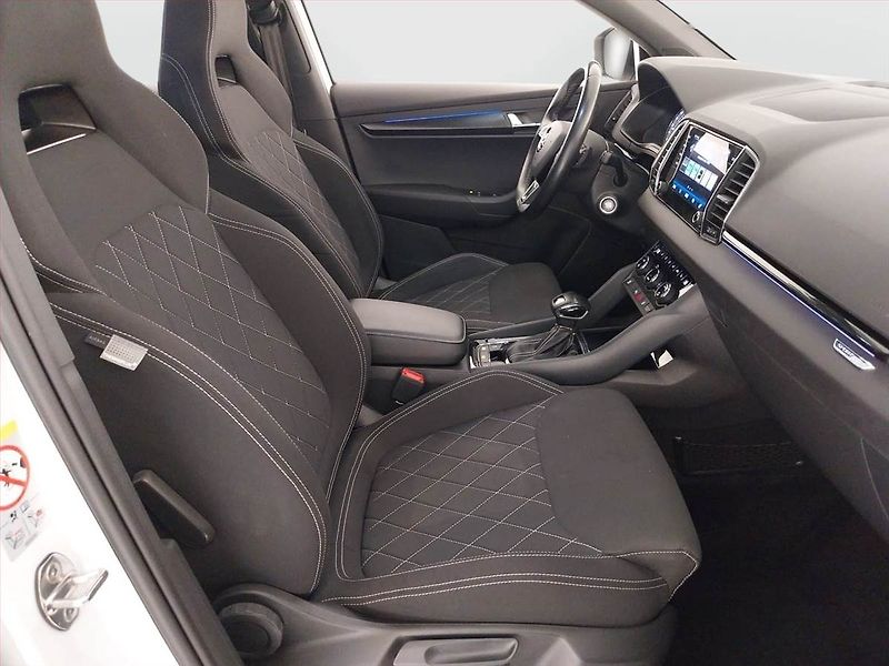 Škoda Karoq (2019) Sportline 1.6 TDI, Automat - fotka 9 z 21