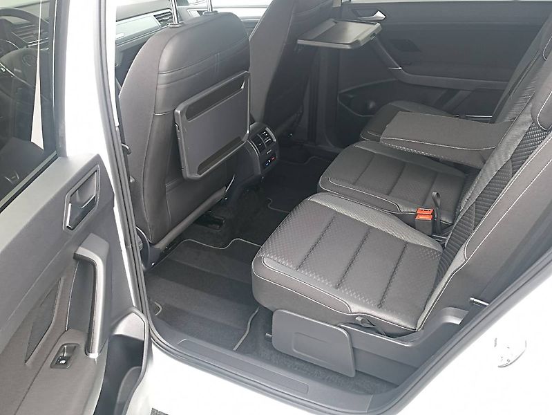 Volkswagen Touran (2021) 1.5TSI 110kW 7míst výhřevy - fotka 7 z 35