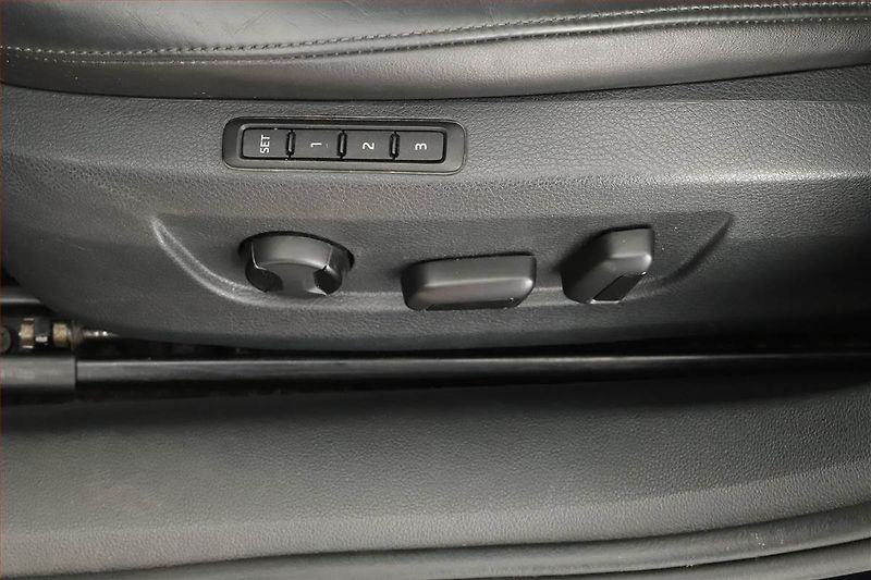 Škoda Superb (2019) Laurin&Klement 2.0 TDI - fotka 15 z 17