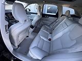 Volvo XC60 FWD B5/vzduch/4*klima/PANO/  - náhled 17