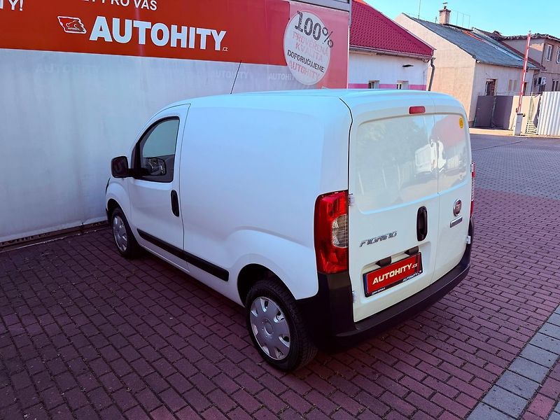 Fiat Fiorino 1.4 LPG, Klimatizace - fotka 8 z 19