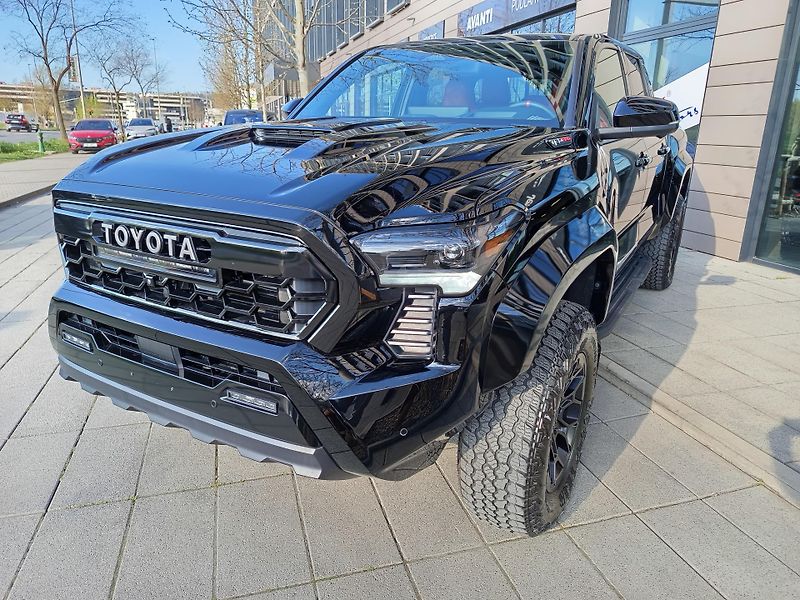 Toyota Tacoma (2026) TRD PRO, na cestě do ČR - fotka 2 z 8