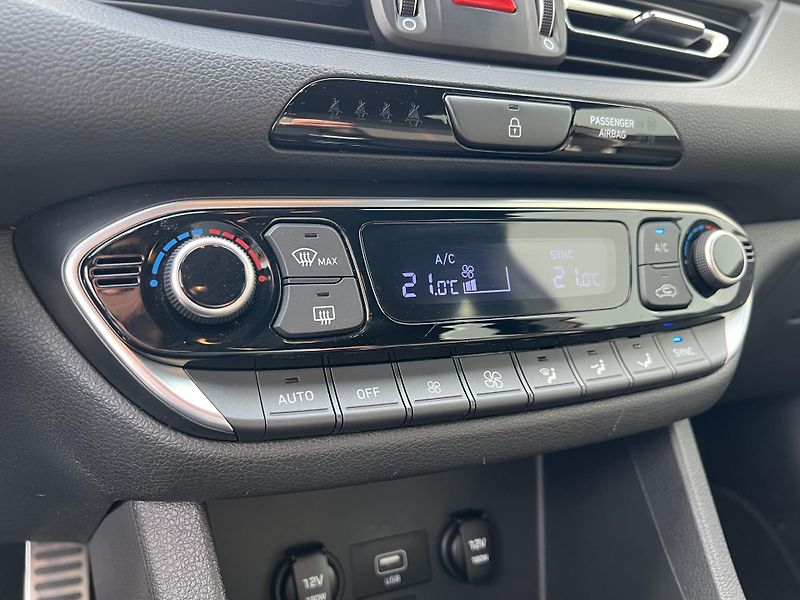 Hyundai i30 (2022) 1.0T-GDI*N-Line* - fotka 25 z 42