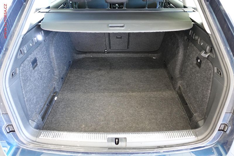 Škoda Superb (2020) 2.0TDi, Style, DSG, LED - fotka 7 z 22