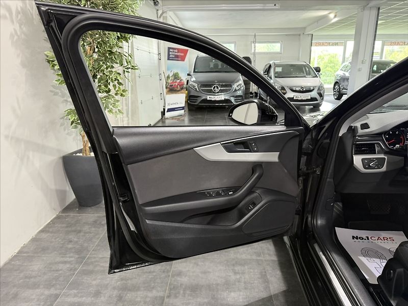 Audi A4 2,0   TDI QUATTRO MATRIX TZ - fotka 6 z 42