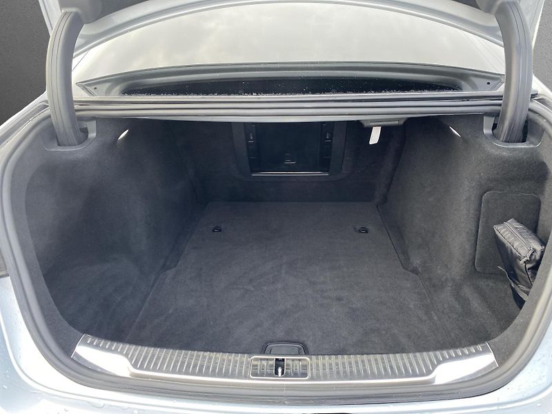 Mercedes-Benz Třídy S S 350 d 4MATIC L - fotka 16 z 26