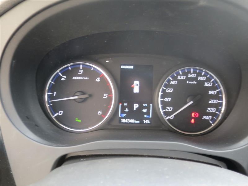Mitsubishi Outlander 2,2  Di-D Editio+ Aut. - fotka 10 z 27
