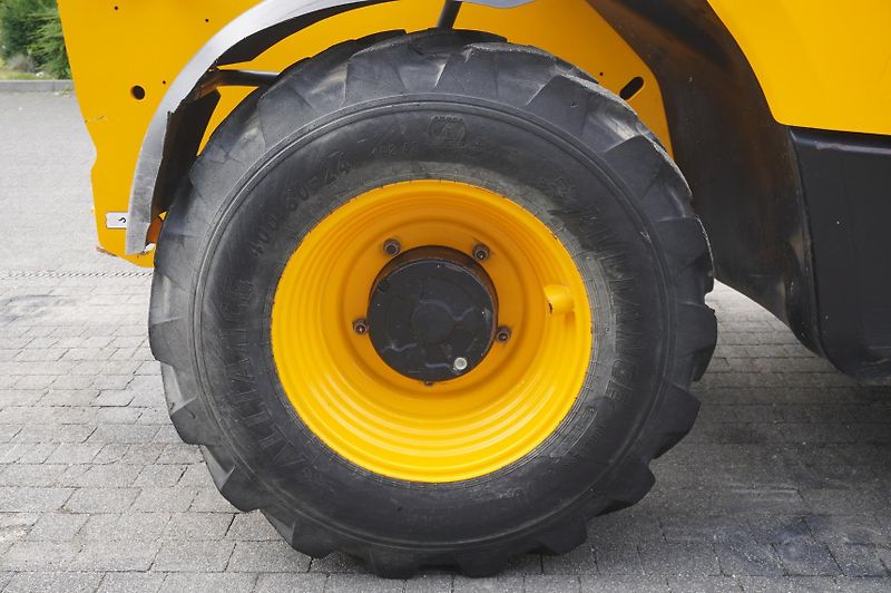 JCB (2021) 535-95 / 3.5 T / range 9.5 m - fotka 23 z 24