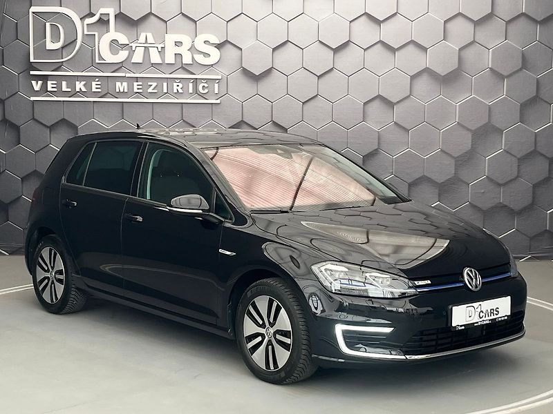 Volkswagen e-Golf 93,1% SoH, tep.čerp. virtual k - fotka 7 z 95