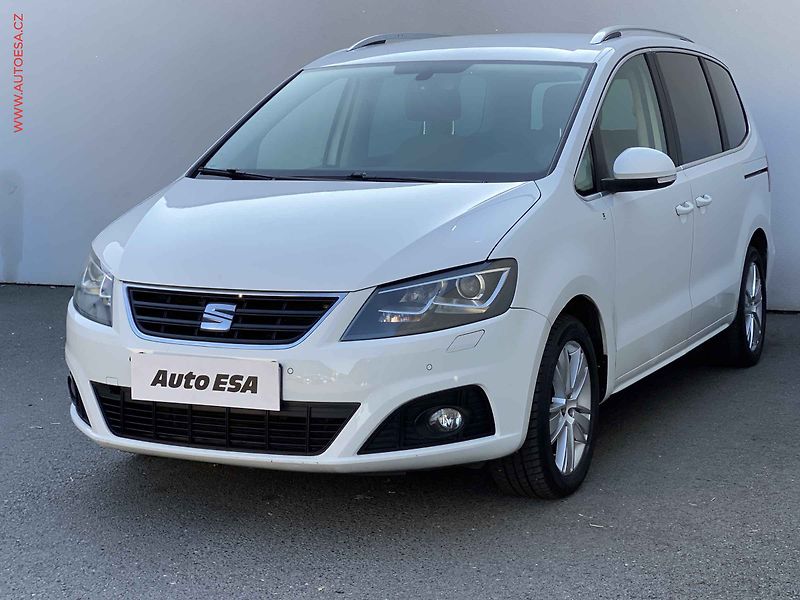 Seat Alhambra (2015) 2.0 TDi, Style, xenon - fotka 3 z 21