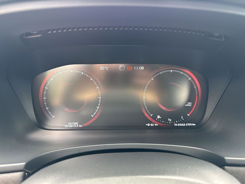 Volvo V90 (2019) 2.0 TDI 4x4 Automat CROSS COUN - fotka 6 z 31