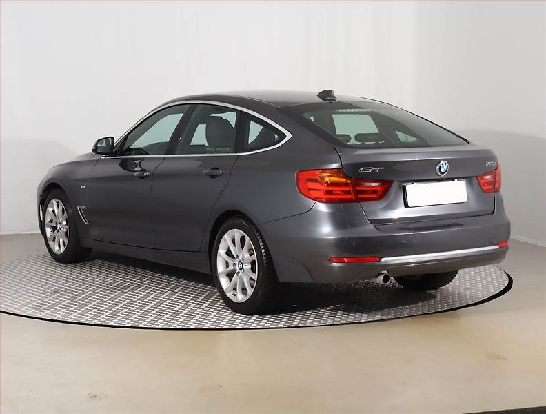 BMW Řada 3 (2013) Modern Line 320d GT, Automat - fotka 4 z 26