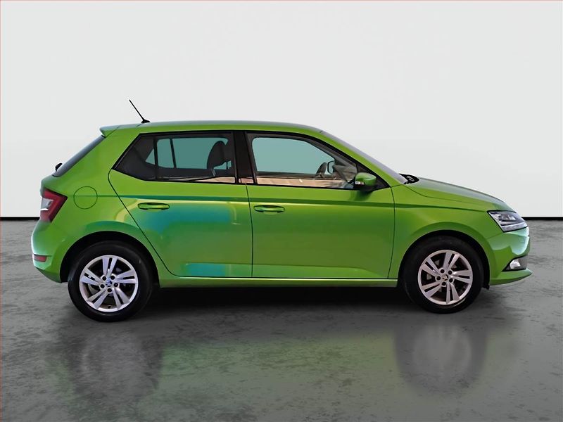 Škoda Fabia (2019) Style 1.0 TSI, Serv.kniha - fotka 6 z 17