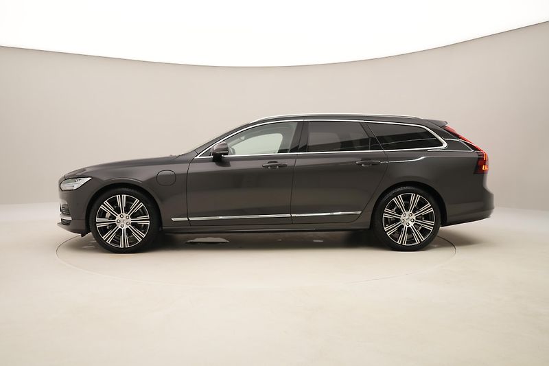 Volvo V90 T8 AWD RECHARGE BRIGHT ULTRA - fotka 10 z 58