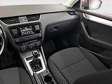 Škoda Octavia (2016) Ambition 1.6 TDI, Tempomat - náhled 8