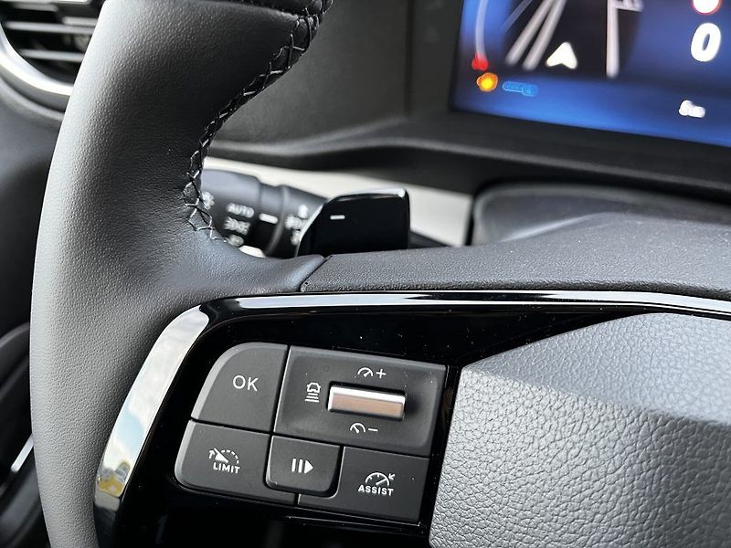 Toyota ProAce Verso 2.0D 8AT Family ODBĚR 1/2027 - fotka 25 z 31