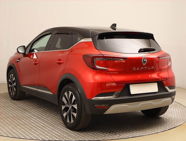 Renault Captur (2023) Intens 1.3 TCe - fotka 4 z 16