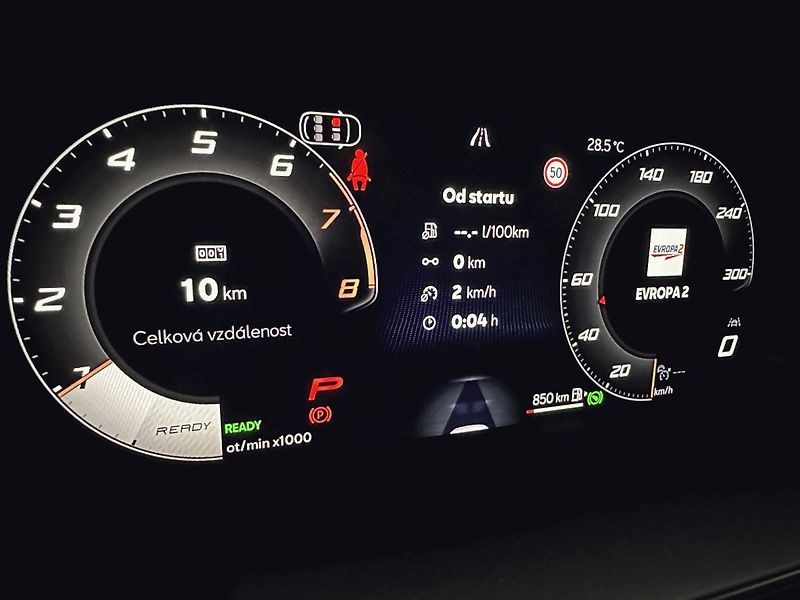 Cupra Formentor (2026) Tribe Edition 1.5 eTSI 150 DSG - fotka 16 z 27