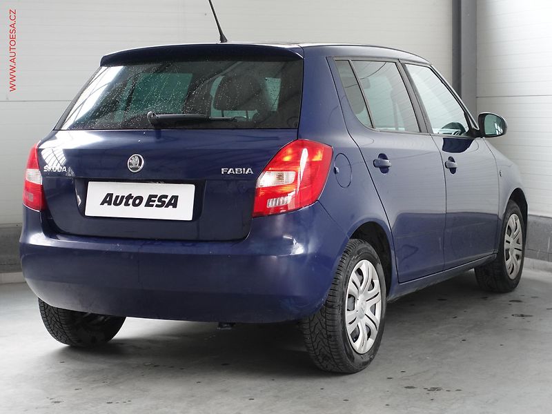 Škoda Fabia (2014) 1.2TSi, ČR, Ambition - fotka 4 z 18