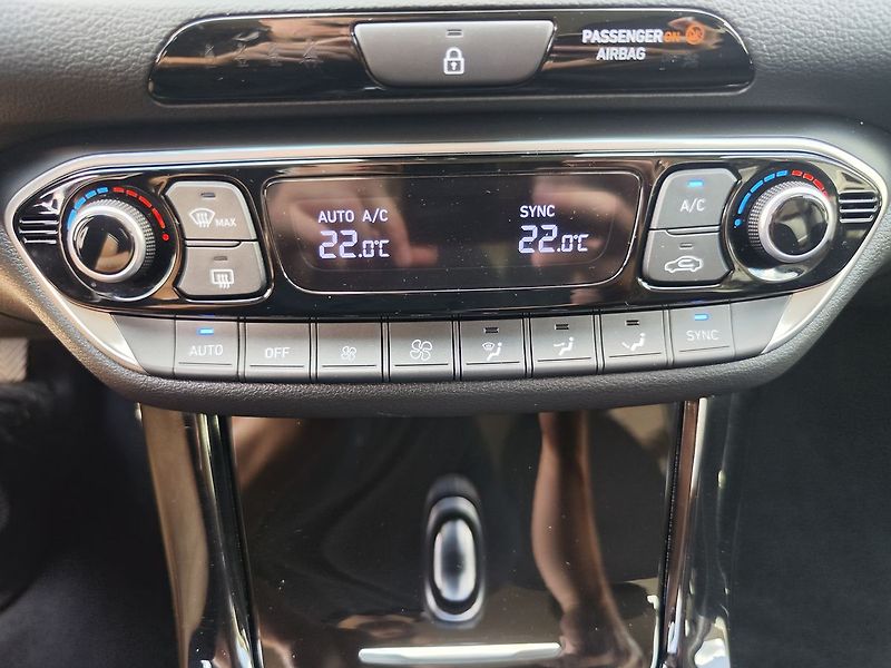 Hyundai i30 1.5 T-GDI/103kW Style Safety - fotka 22 z 36