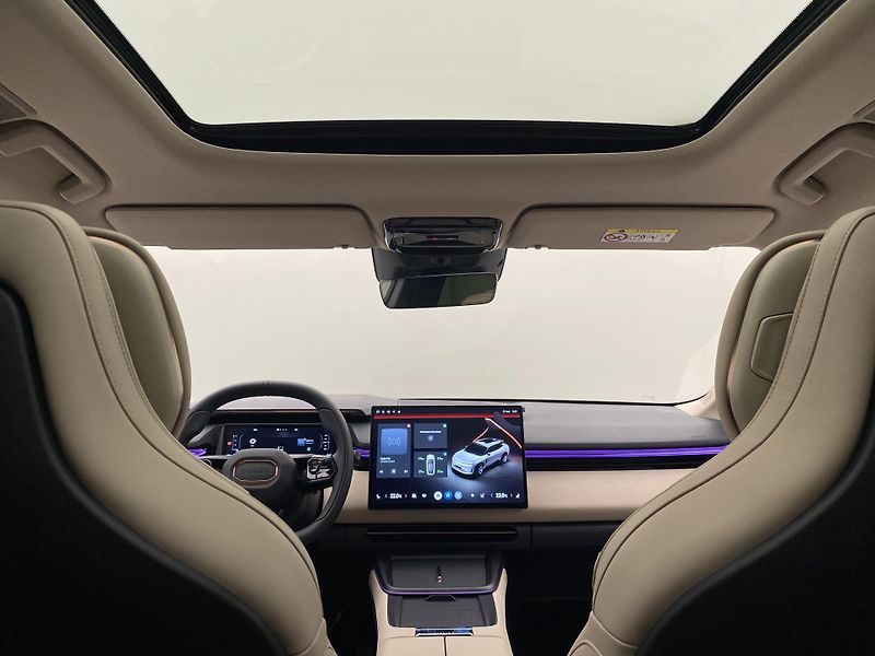 Lynk & Co 08 (2025) MORE PHEV - fotka 64 z 68