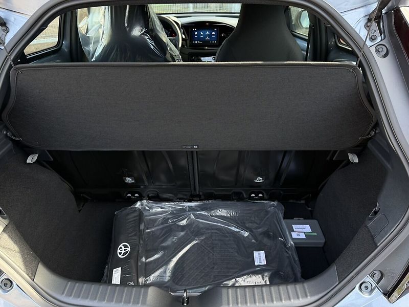 Toyota Aygo 1.5. Hybrid Active - akční cen - fotka 7 z 9