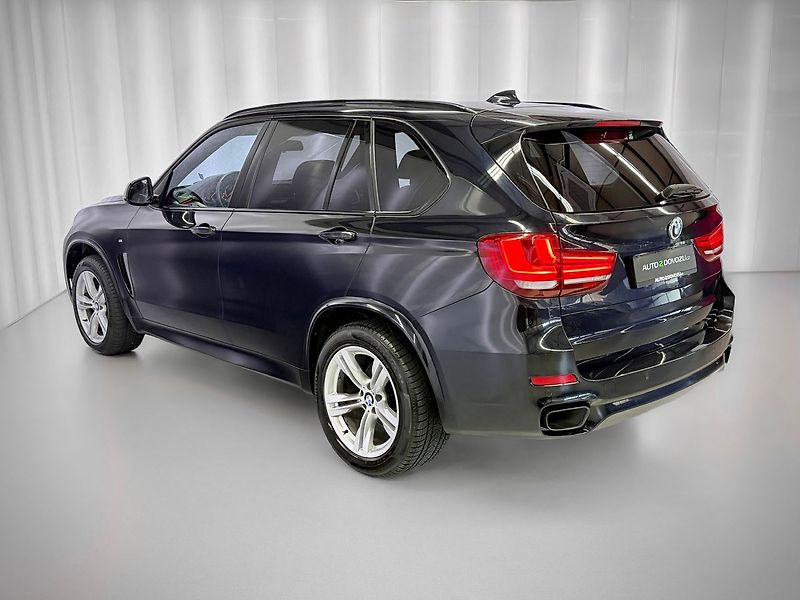 BMW X5 M50d xDrive M-PAKET, HUD, EL. - fotka 5 z 33