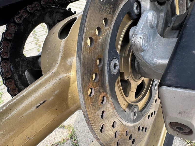Suzuki GSF 650 S Bandit (2010) 650 CCM 62 KW 3. MAJITEL - fotka 20 z 25
