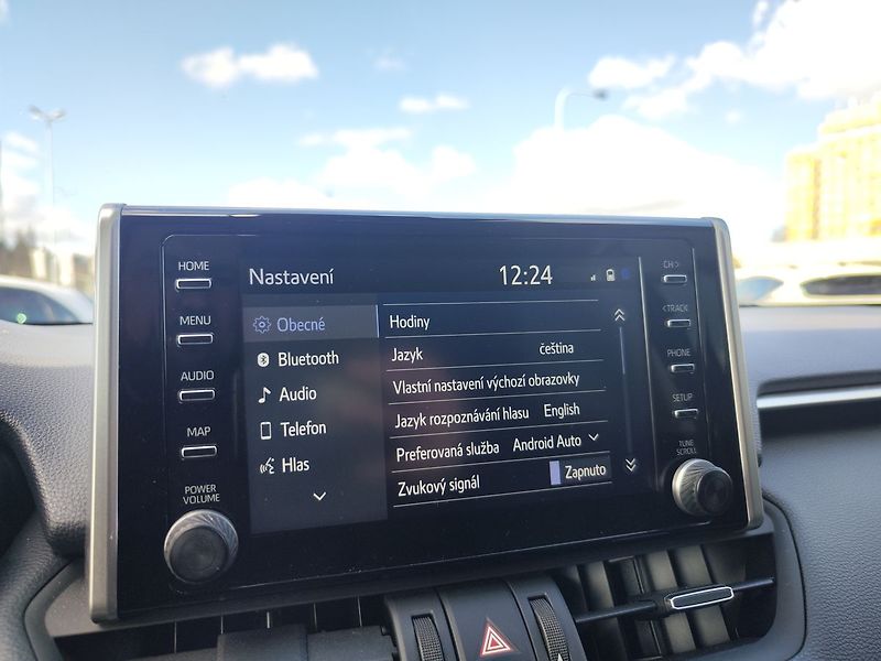 Toyota RAV4 2.5 HEV/163kW Comort AT - fotka 19 z 29