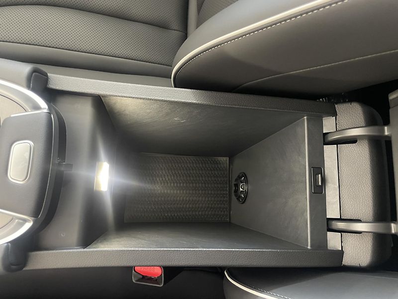 Chery Tiggo 7 (2026) 1,6T ICE Unique AWD - fotka 44 z 54