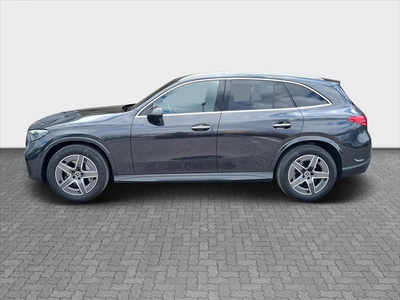 Mercedes-Benz GLC 300d 4MATIC AMG Line - fotka 2 z 22
