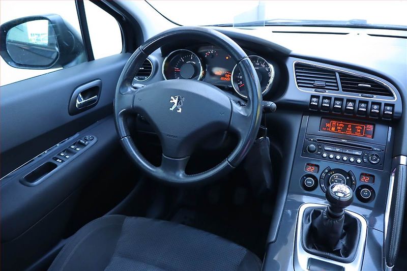 Peugeot 3008 (2009) 1.6 HDi, Tempomat - fotka 7 z 21