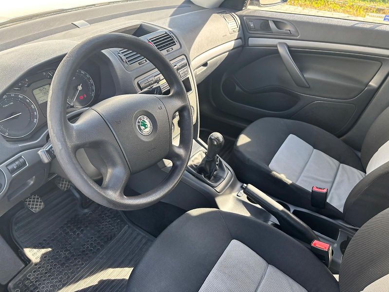 Škoda Octavia 1.9 TDI / 77 kW - fotka 11 z 25