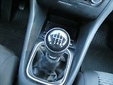Volkswagen Golf 1,2 TSi 77kW serviska, klima - náhled 26