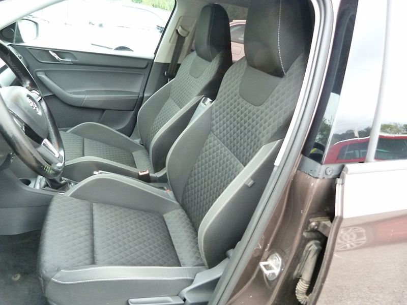 Škoda Rapid 1.2 tsi 81 kw - fotka 10 z 19